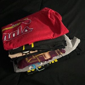 Men’s various graphic tees
